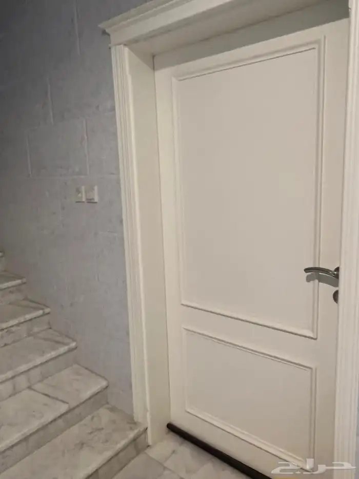 شقة للإيجار الباحه الوهده 11