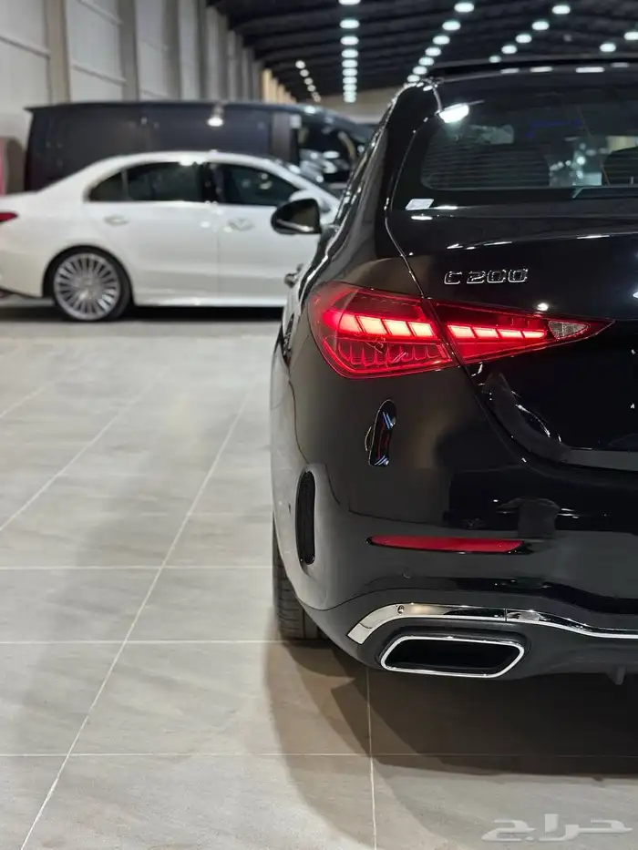 مرسيدس C200 2025 اصفار . رصد الفخامة 7