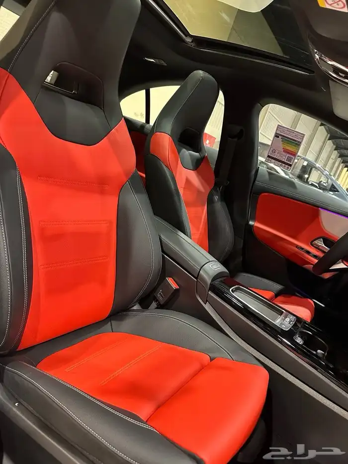 مرسيدس CLA200 AMG 2025 اصفار . رصد الفخامة 18