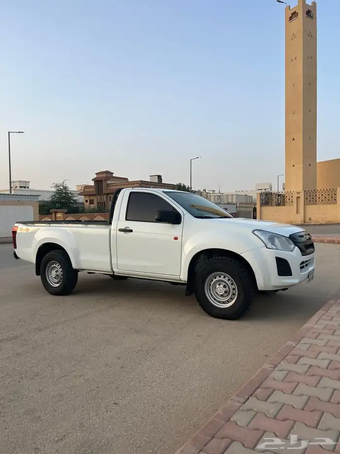 للبيع ايسوزو ديماكس غمارة دبل مشروطه 0