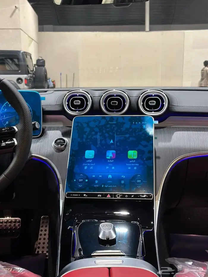 مرسيدس C200 2025 اصفار . رصد الفخامة 28