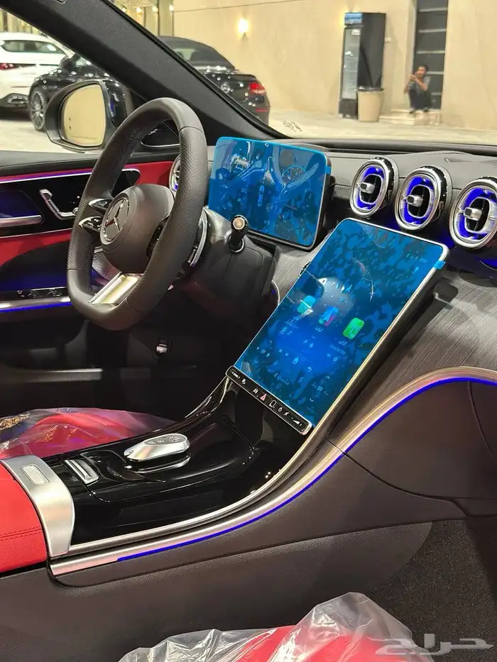 مرسيدس C200 2025 اصفار . رصد الفخامة 14