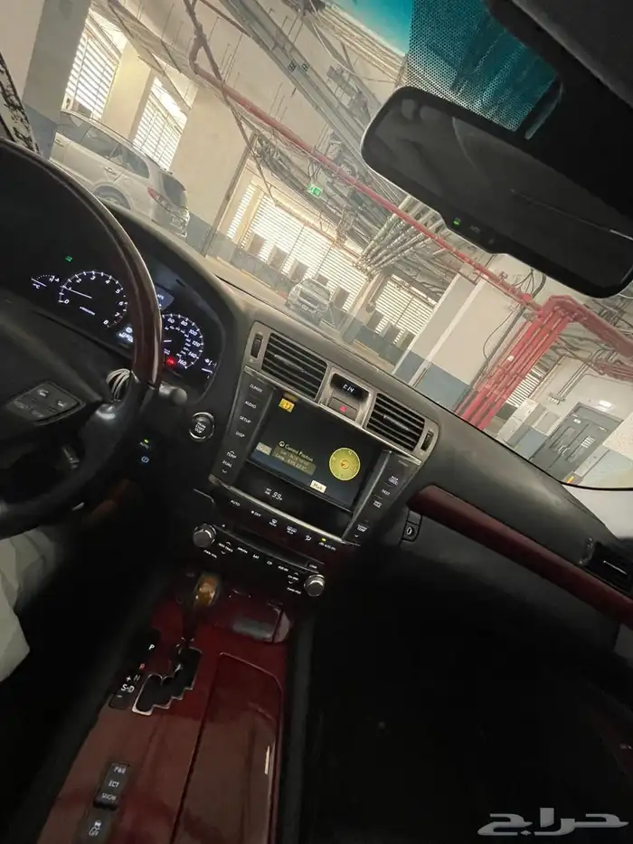 لكزس موديل 2012 الممشى 166000 ميل المكينة قير شرط 4