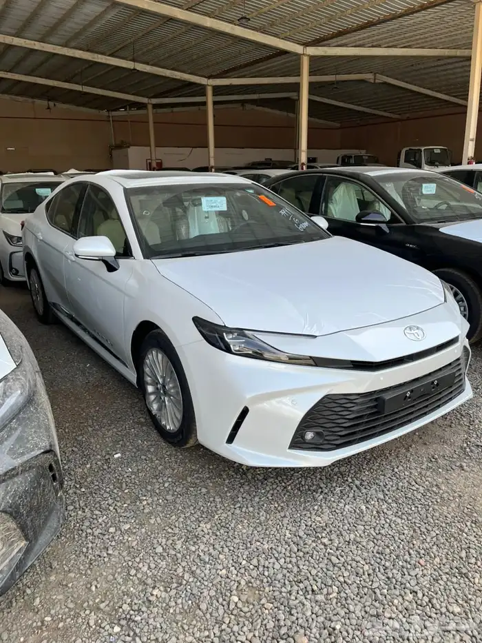 كامري LE نص فل 2025 1