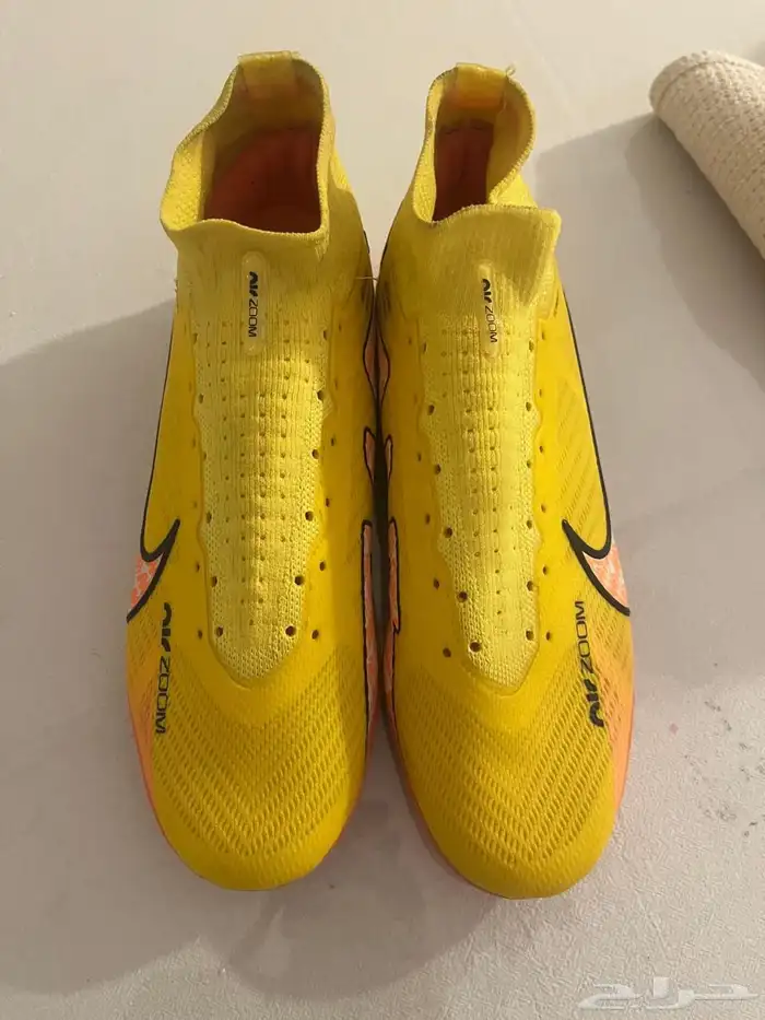 جزمة كورة للبيع 3