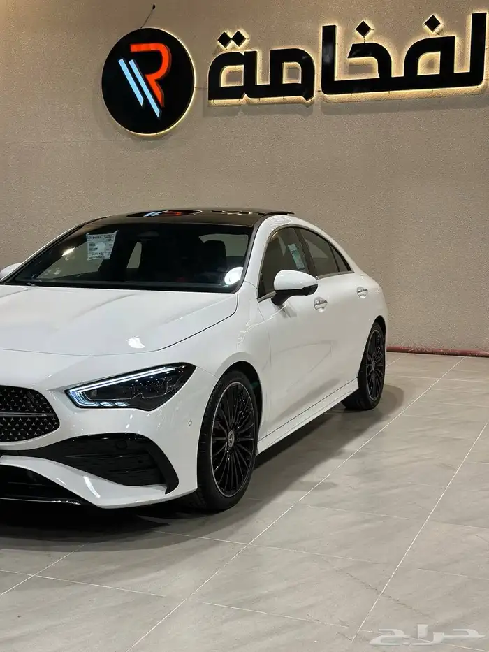 مرسيدس CLA200 AMG 2025 اصفار . رصد الفخامة 3