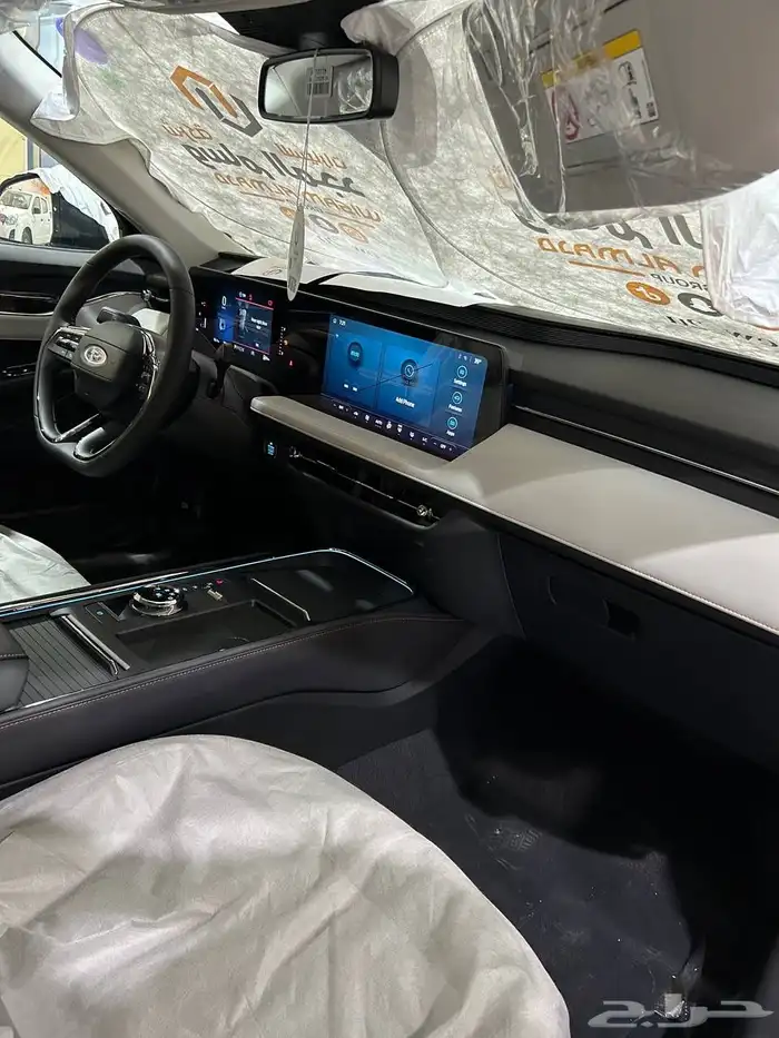 عرض خاص فورد تورس تيتانيوم موديل 2026 السعر 142400 8