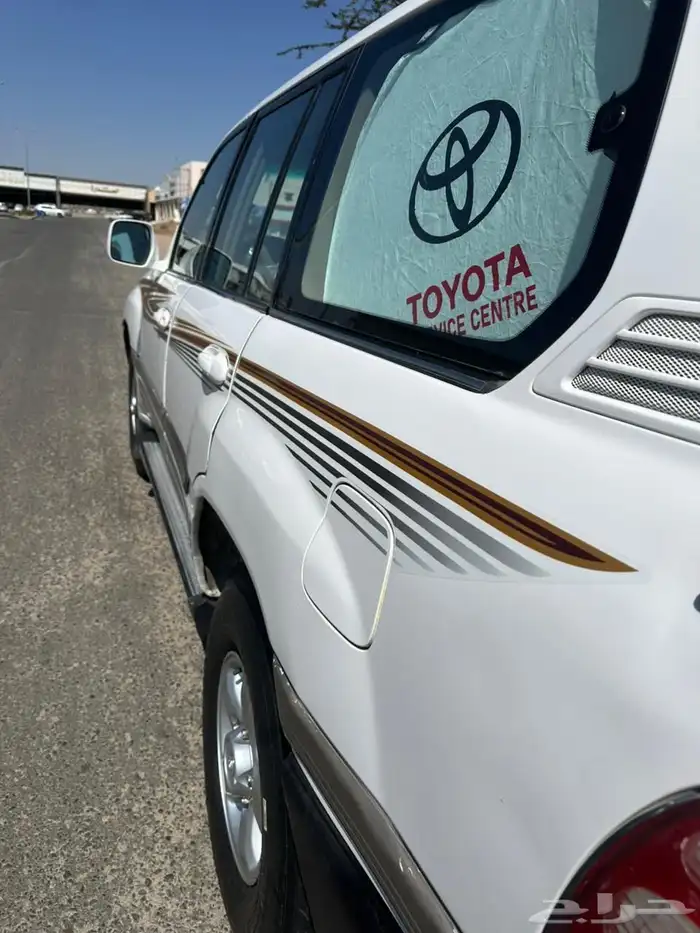 جيب لاندكروزر 99 نظيف الموقع ابها 9