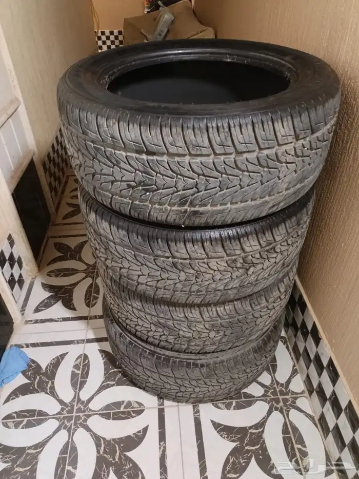 كفرات للبيع مقاس 20 للجمس او تاهو نظيفة استعمال خفيف 0