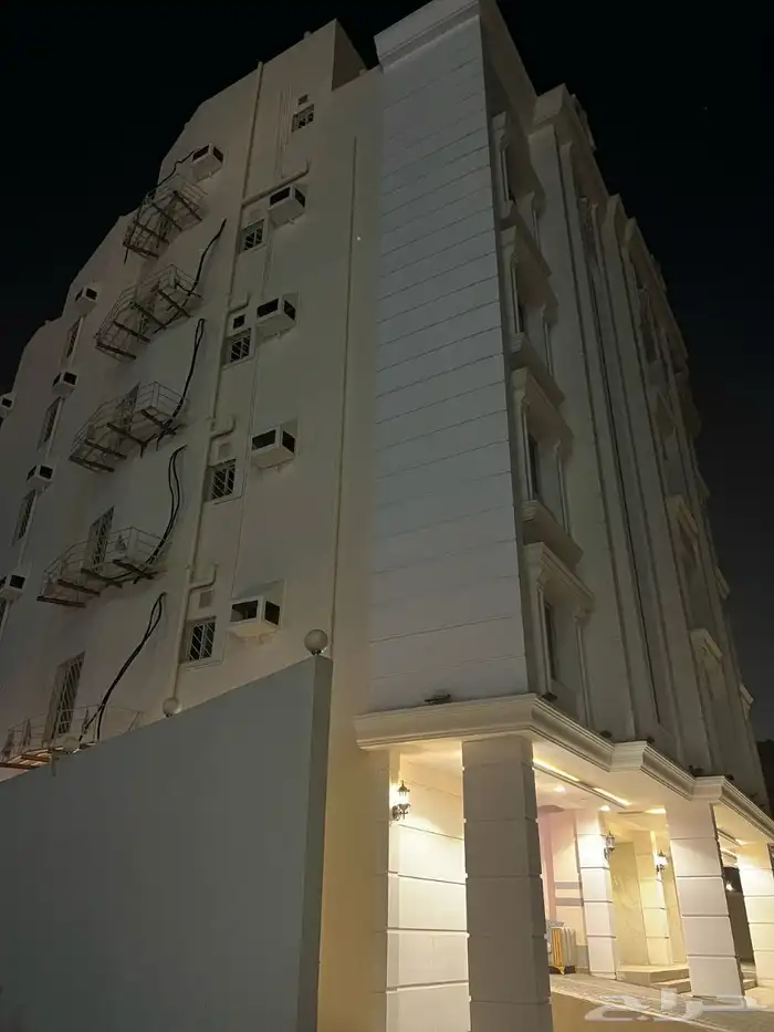 عمارة جديدة فاخرة للإيجار بالكامل بمكة الشوقية 21