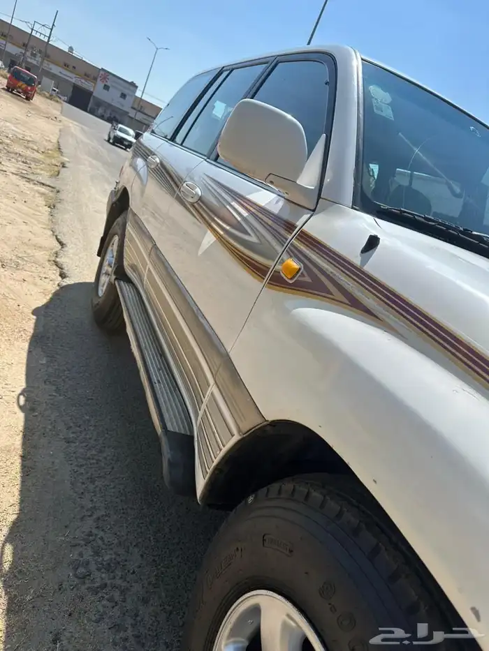 جيب لاندكروزر 99 نظيف الموقع ابها 16