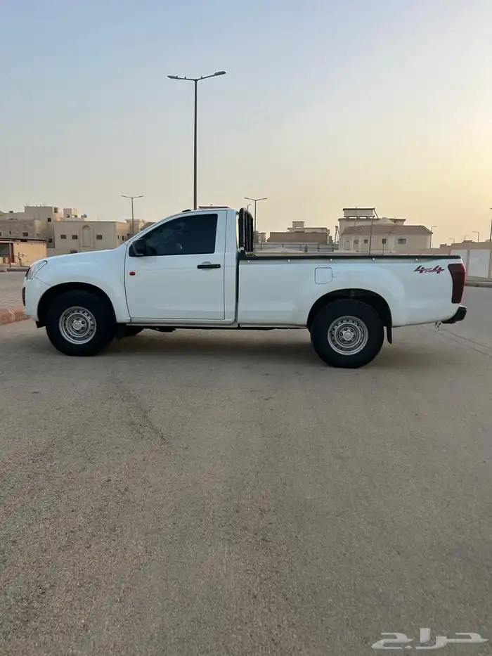 للبيع ايسوزو ديماكس غمارة دبل مشروطه 4