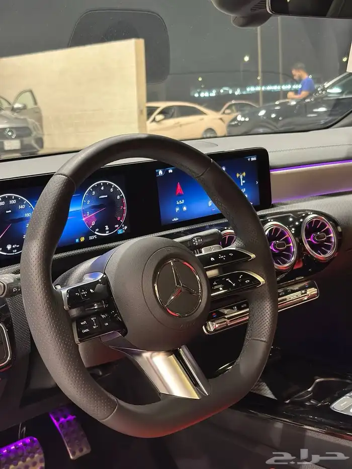مرسيدس CLA200 AMG 2025 اصفار . رصد الفخامة 15