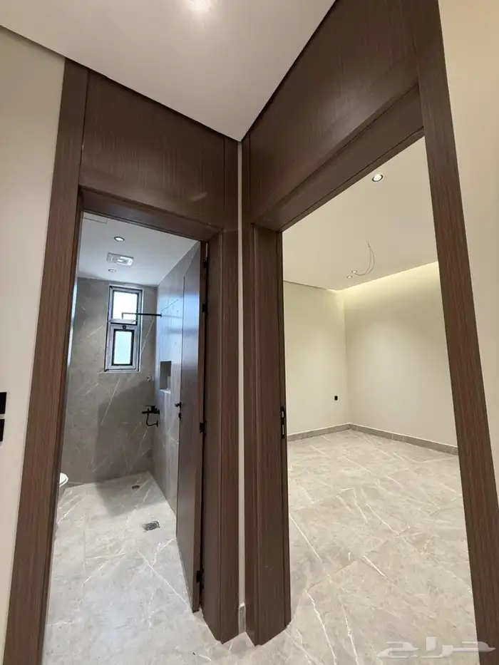 ملحق للبيع 2