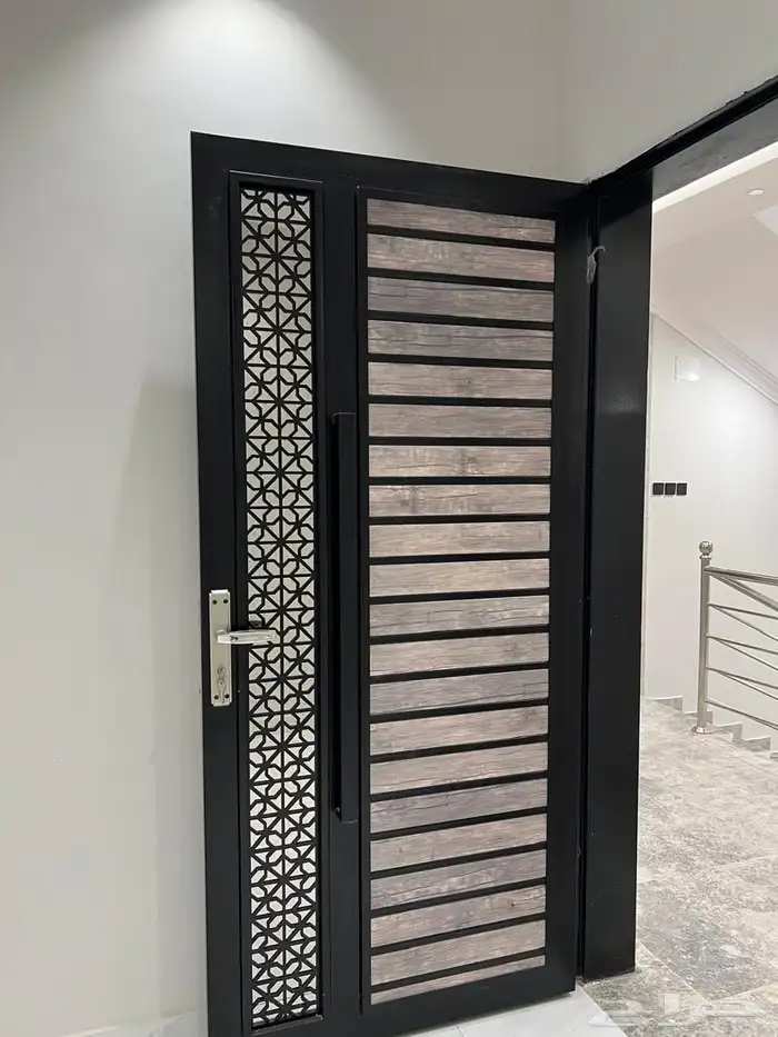 للبيع ادوار بمخطط 9 مساحة 260 متر 5