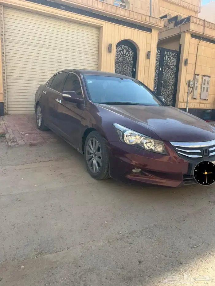 بيع هوندا اكورد 2012 1
