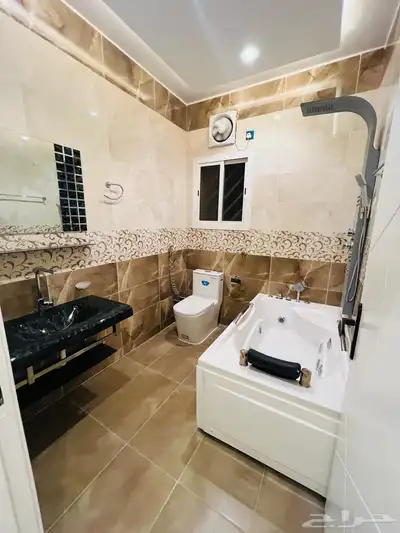 عمارة جديدة فاخرة للإيجار بالكامل بمكة الشوقية index