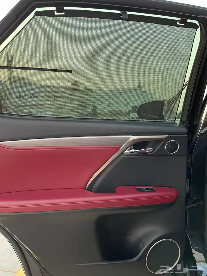 لكزس RX أعلى فئة 17