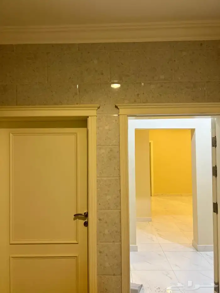 شقة للإيجار الباحه الوهده 13