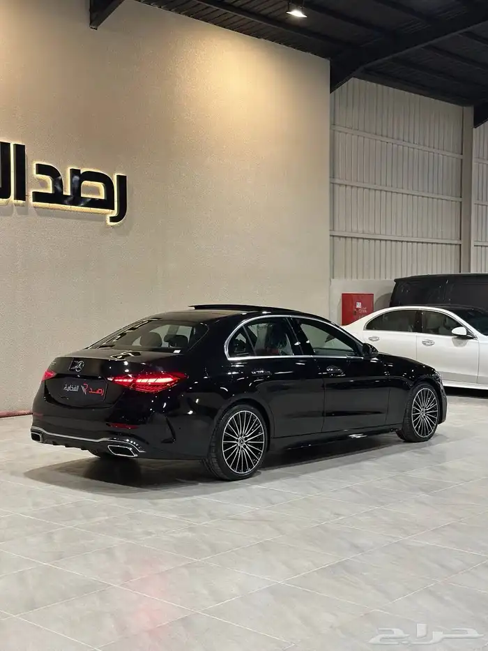 مرسيدس C200 2025 اصفار . رصد الفخامة 8