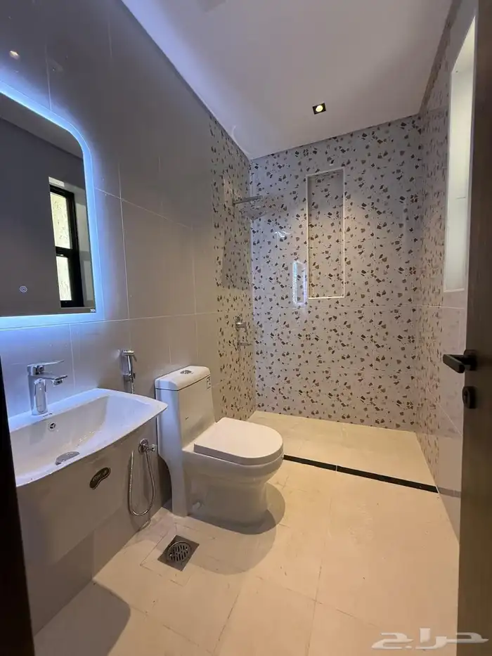 شقة جديده فاخرة 3 غرف للبيع ب 470 الف 6