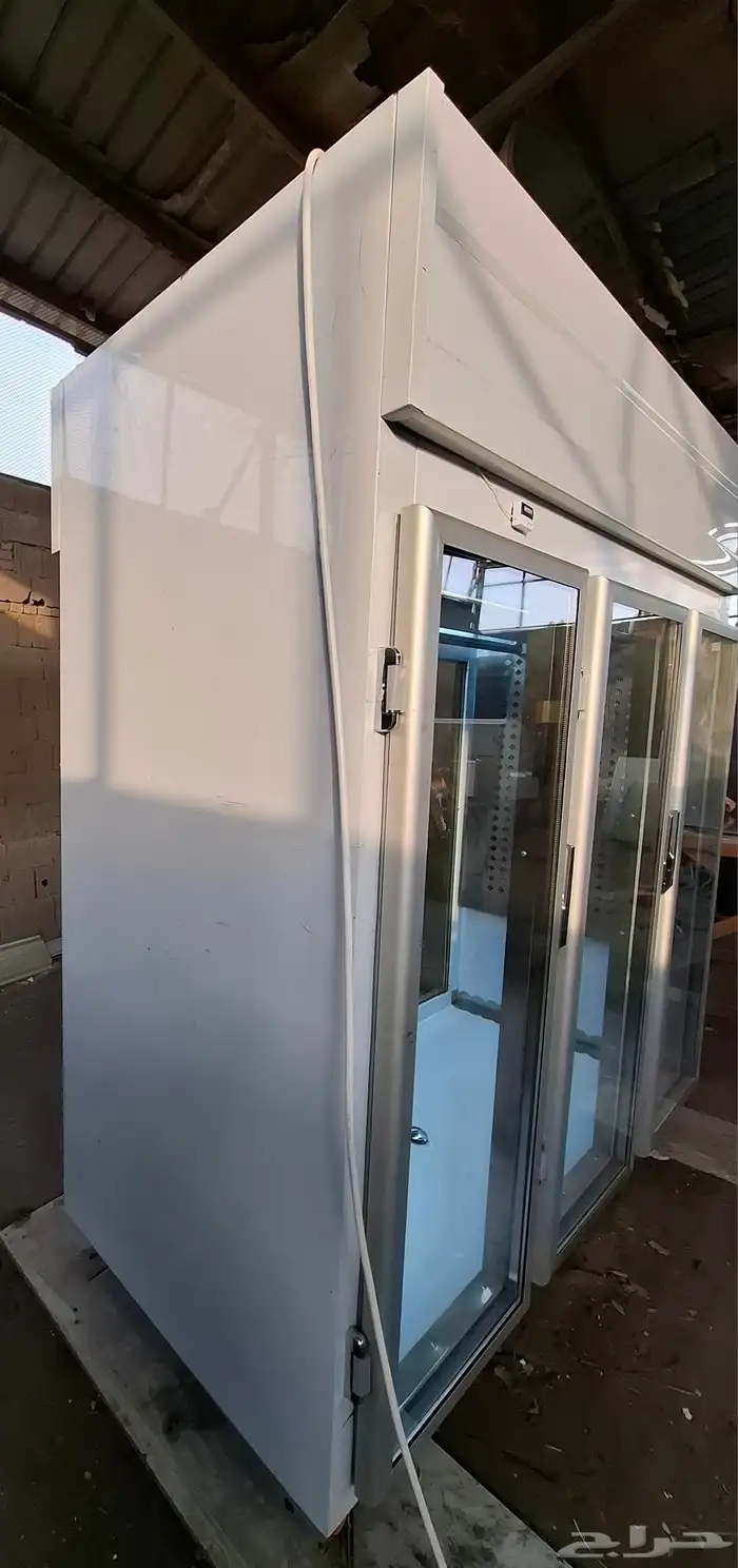 ثلاجة عرض لحوم ثلاث أبواب 2