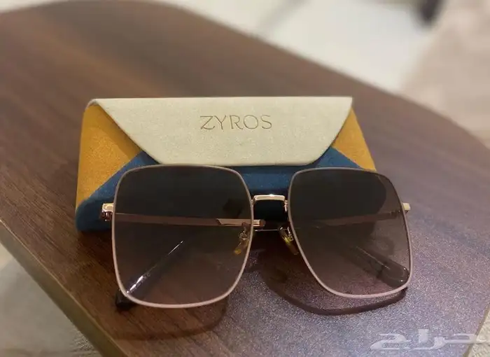 نظارة شمسية زايروس فخمة جدا ونظيفة 0
