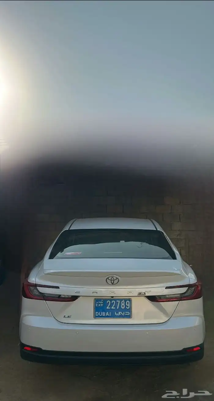 لوحه دبي أصدر قديم 3