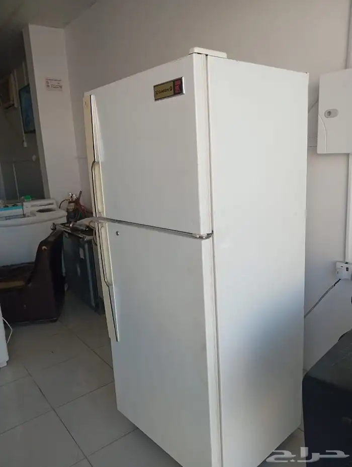 للبيع ثلاجه مطبخ 1