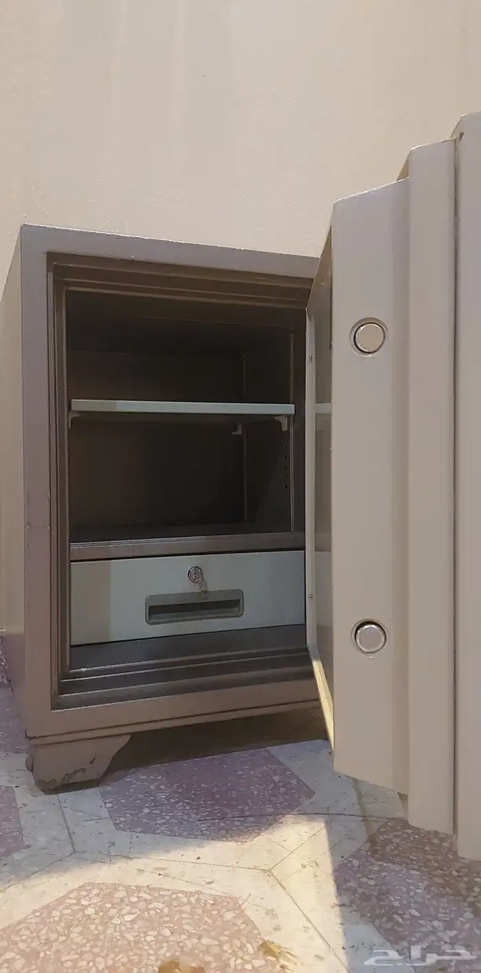 خزنه تجوري المقاس كبير 1