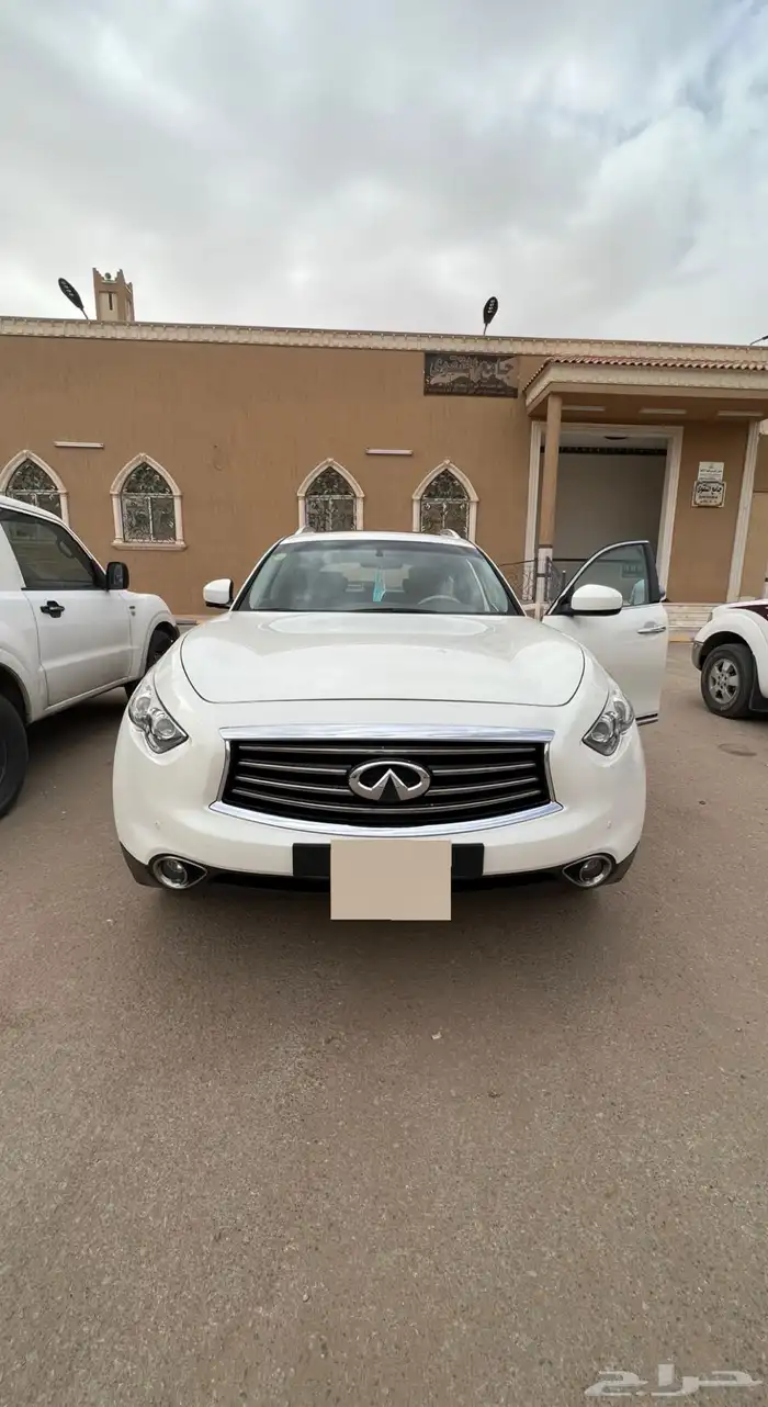 انفينتي fx37 2013 3