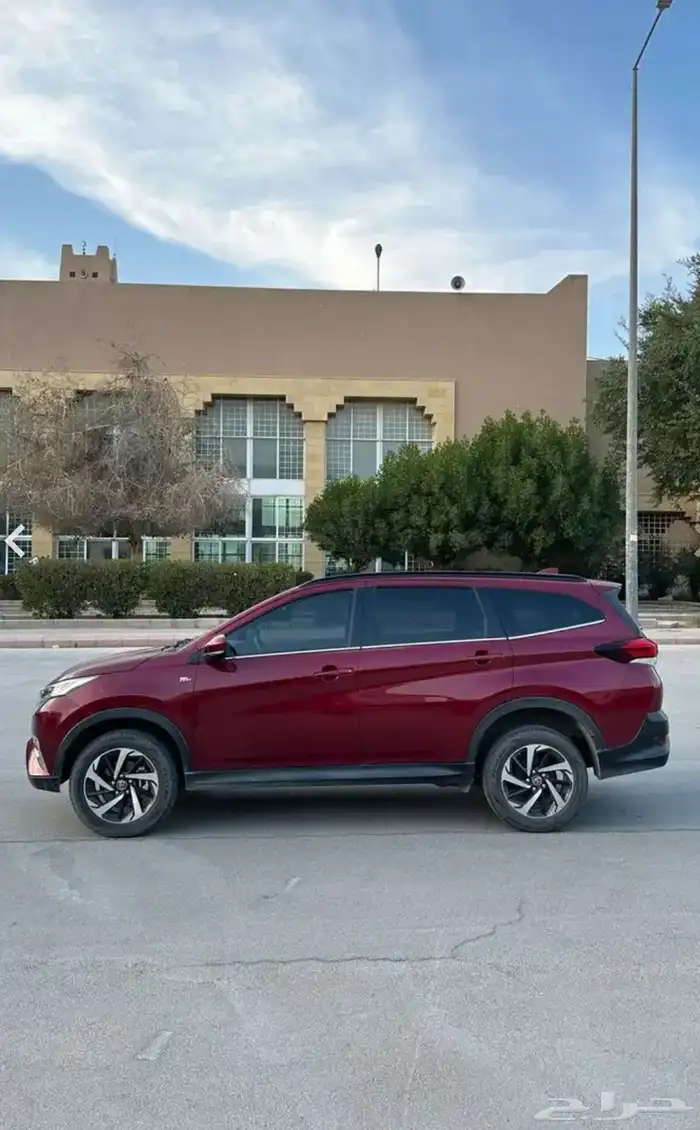 سياره تويوتا راش للايجار 0