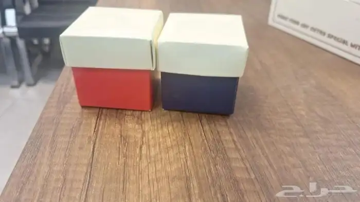 علب هدايا صغيرة بغطاء 1