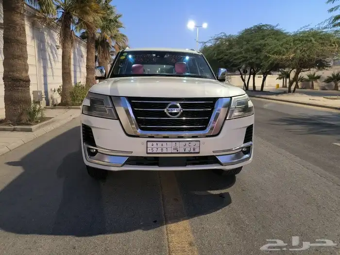 للبيع باترول بلاتينيوم 2010 معدل 2021 13