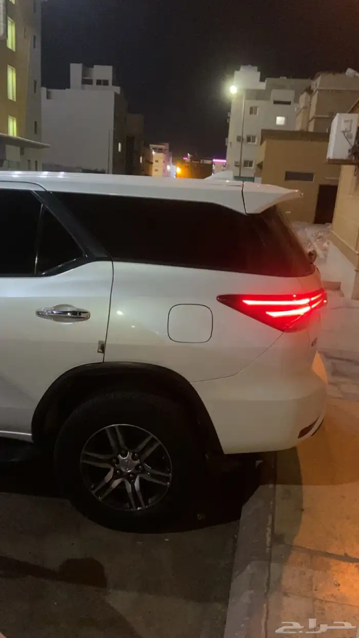 فورتشنر 2017نظيف من وكالته 4سلندر GXنظيففف 5