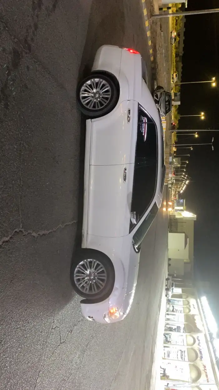 v8كرايزلر c300 فل كامل 7