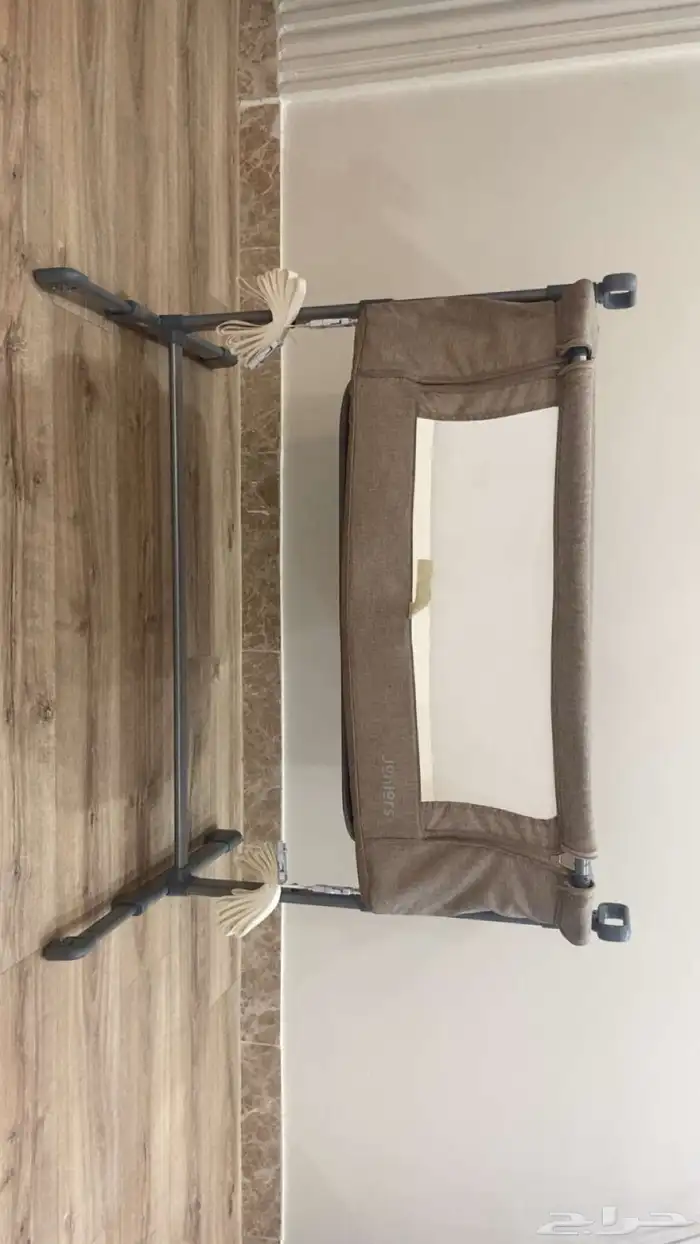 سرير اطفال من سنتربوينت على السوم 0
