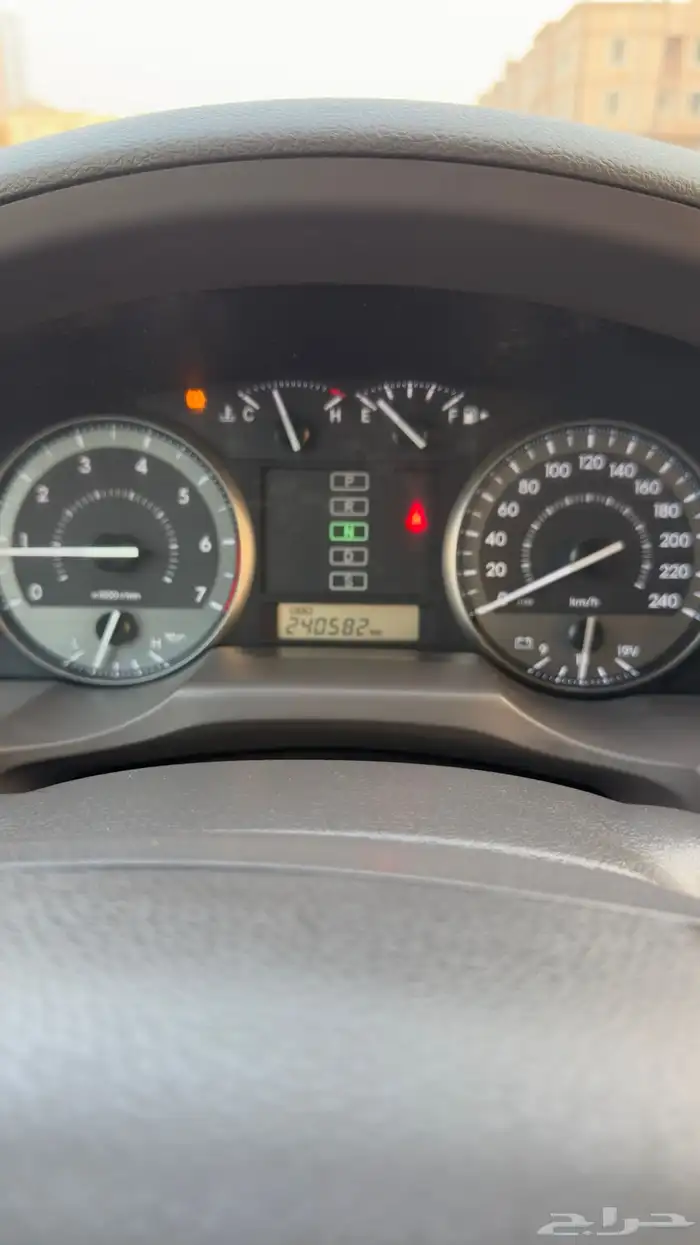 لاندكروزر 2021 GXR نظيف 6 سلندر سعودي 19