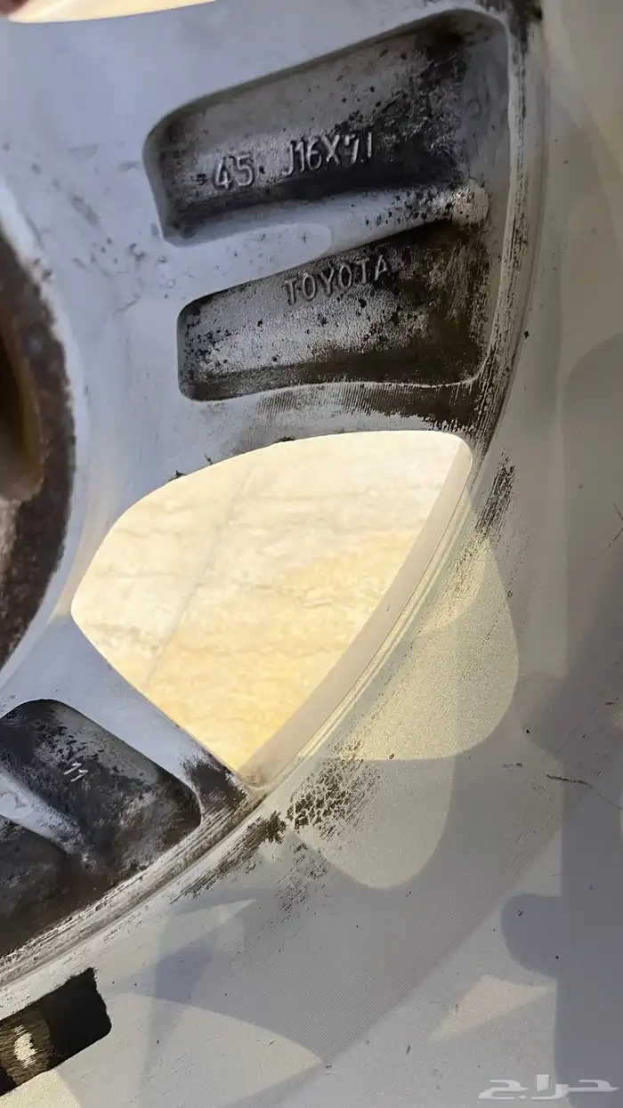 جنوط كامري 2011 5