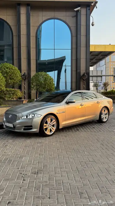 جاكوار xj لارج 2011 index