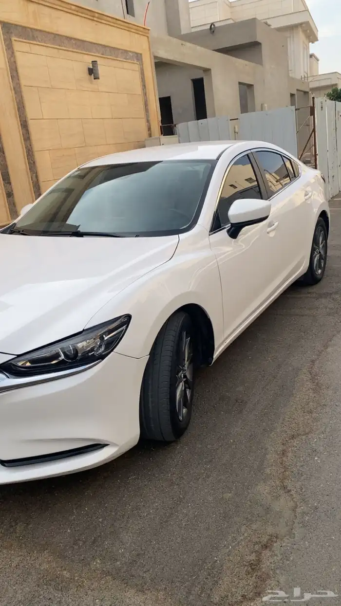 مازداء بيضاء 2023 خليجية للبيع او مبادل اكسنت او يارس 2