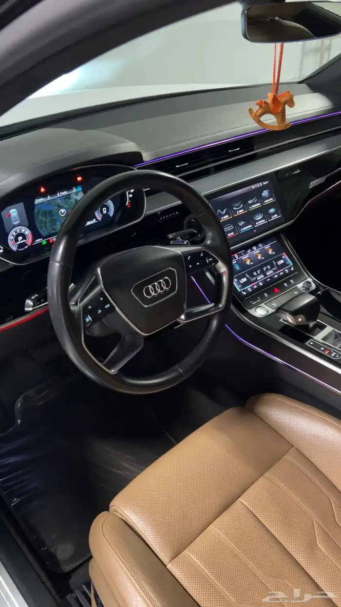 للبيع أودي أي8 A8L موديل 2019 10