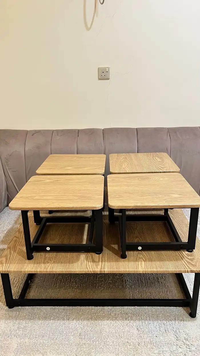 طاولة كبيرة مع طاولات 4 خدمة ع السوم   بيع مستعجل 2