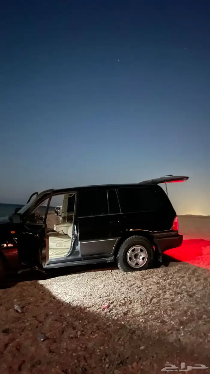 لكزس LX470 2001 4