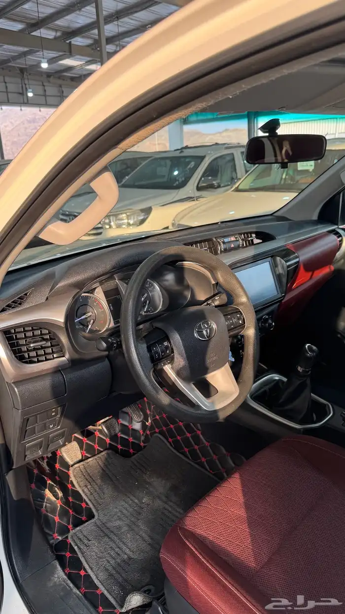 للبيع هايلكس 2022 سعودي فل كامل عداد 78 الف دبل 5