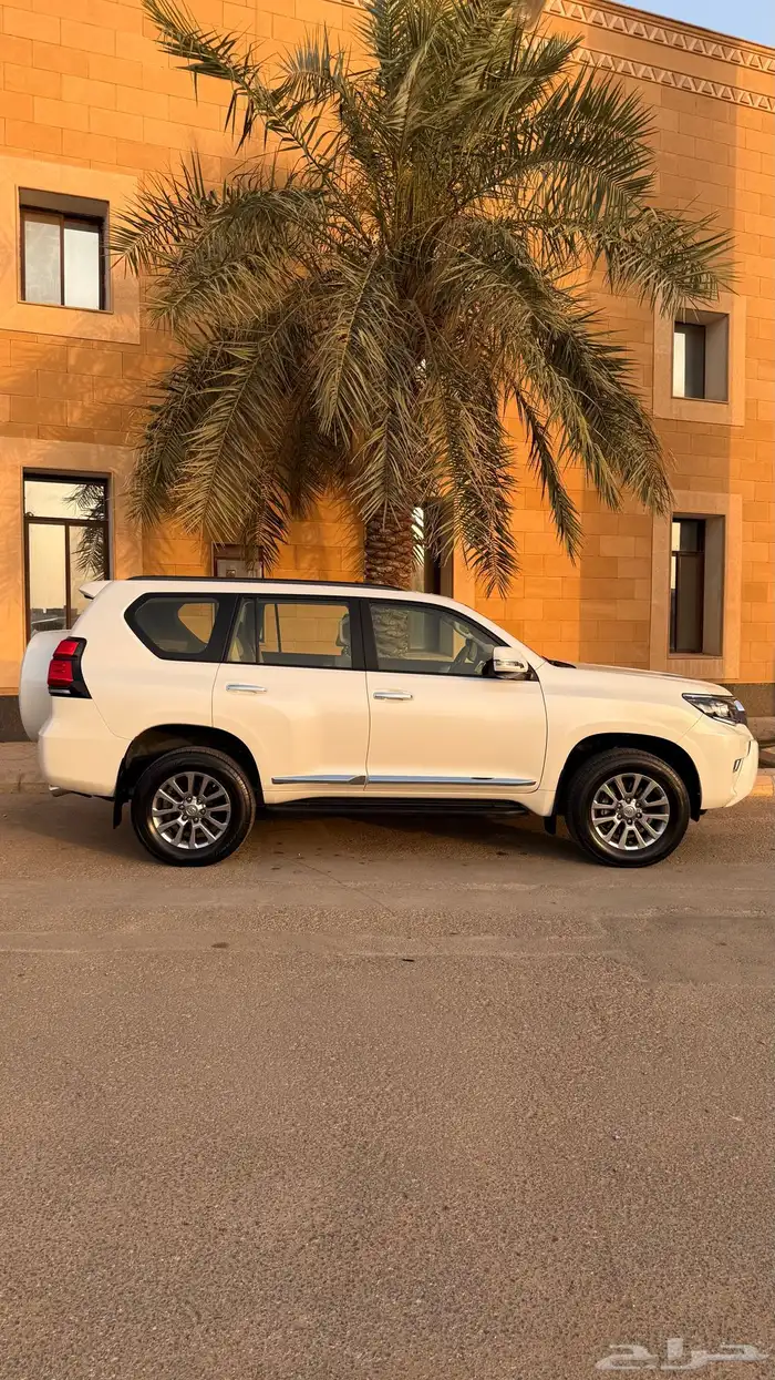 تايوتا برادو 2021 لؤلؤي GXR خليجي 6V إسبير علاق فتحة سقف 12