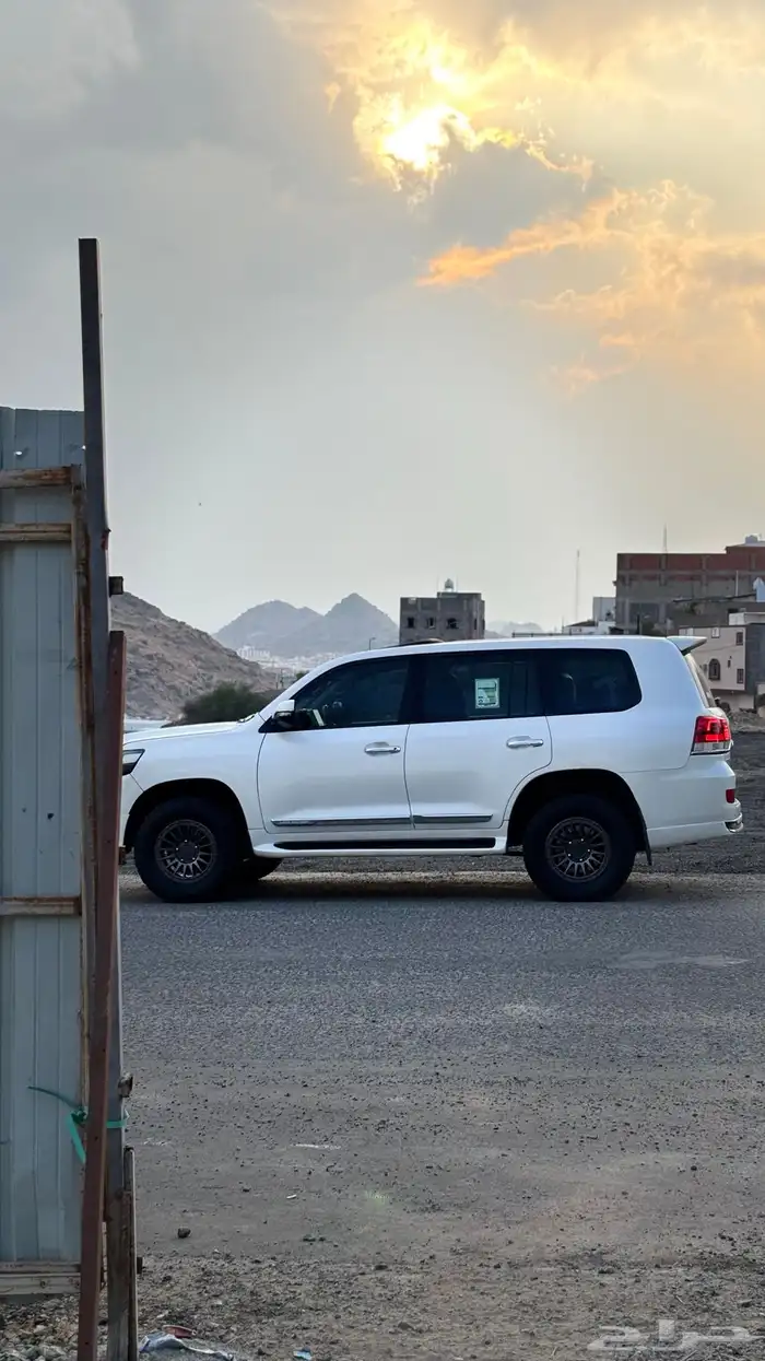 لاندكروزر 2008 مرهم 2021 2