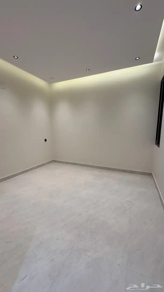 للبيع روف علوى مع ملحق مداخل مستقله من 600 الف 18