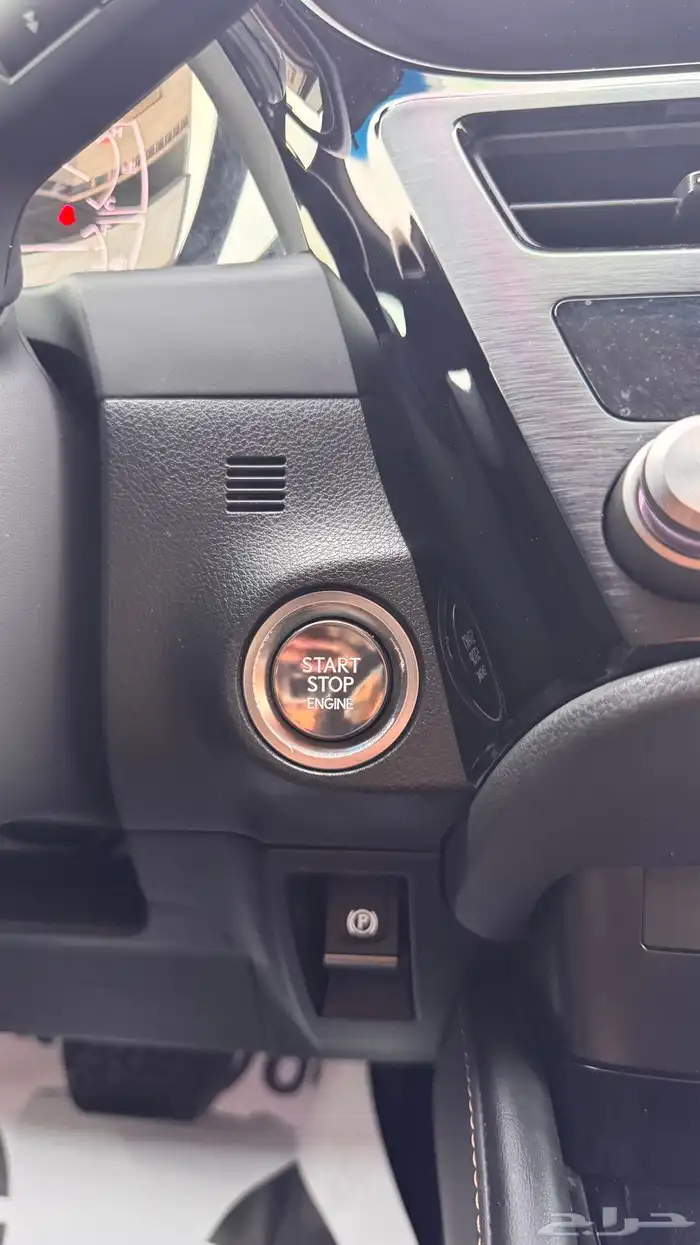 للبيع لكزس 2023 -4 سلندر -ES250 - ممشى قليل جدا 13