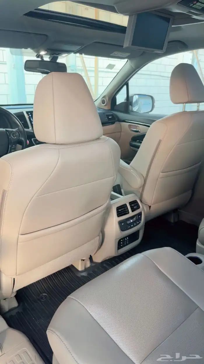 هوندا بايلوت تورينق أعلى فئة 8